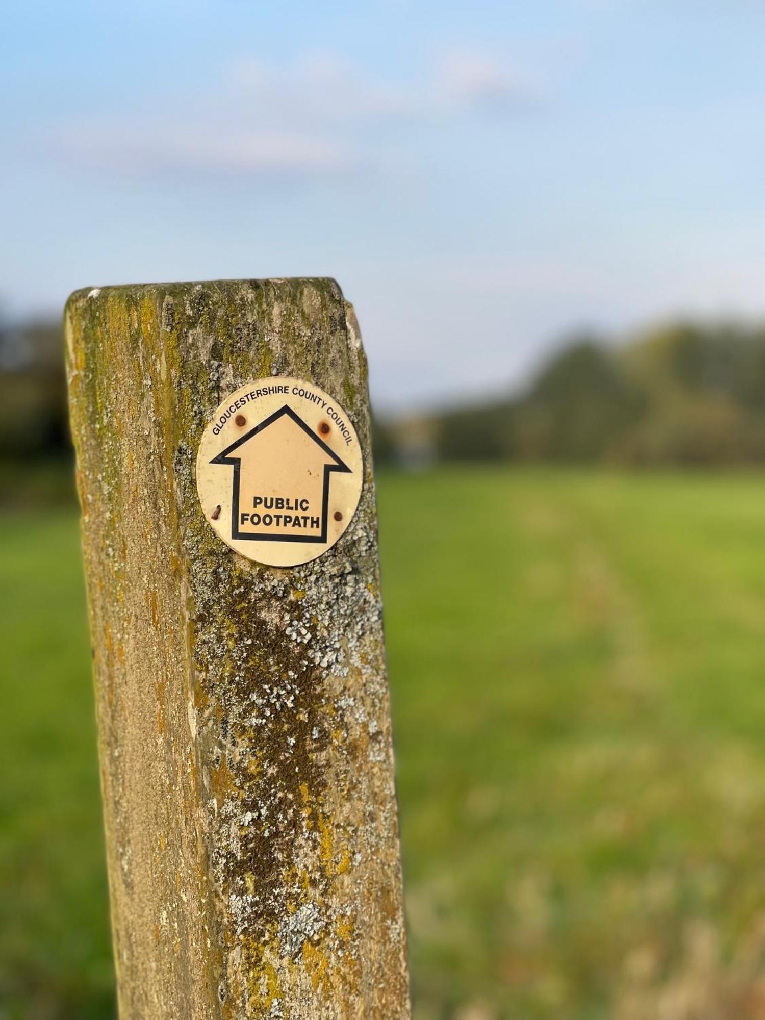 Severnside Boat And Caravan Park Gloucestershire - Caravan 1 Deerhurst Екстериор снимка