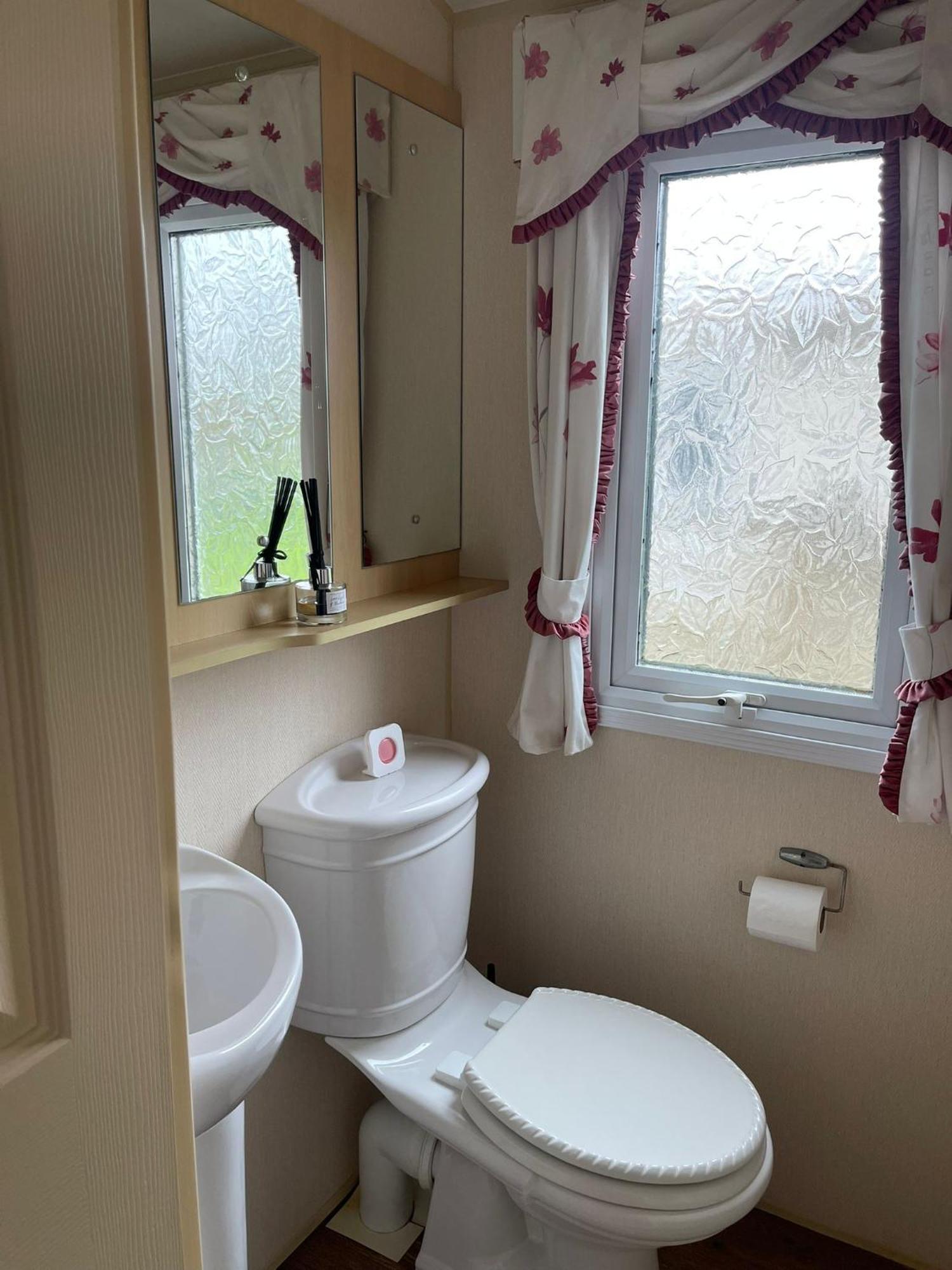 Severnside Boat And Caravan Park Gloucestershire - Caravan 1 Deerhurst Екстериор снимка