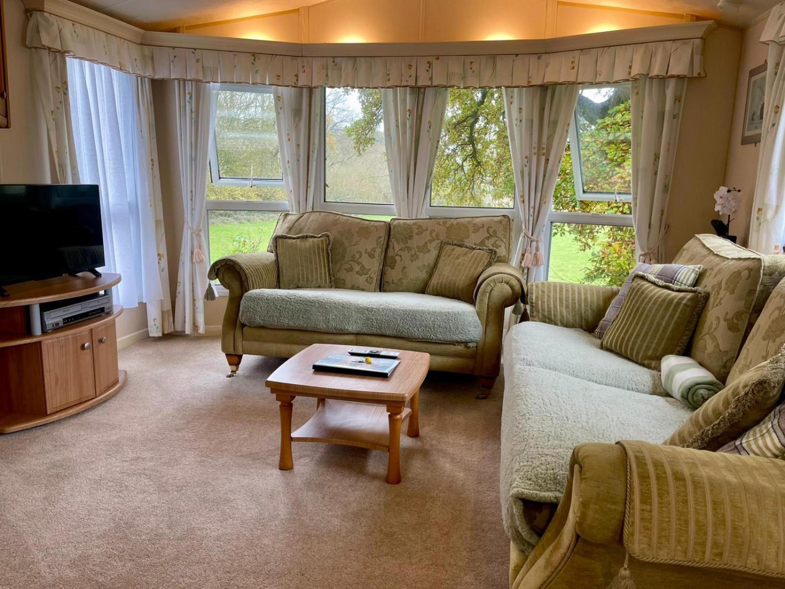 Severnside Boat And Caravan Park Gloucestershire - Caravan 1 Deerhurst Екстериор снимка