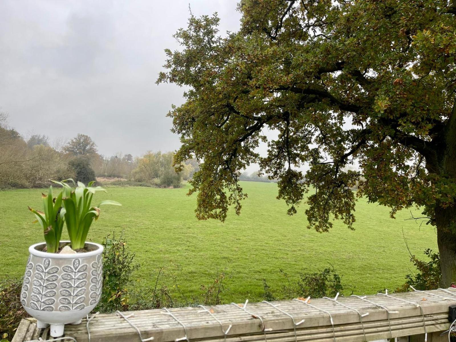 Severnside Boat And Caravan Park Gloucestershire - Caravan 1 Deerhurst Екстериор снимка